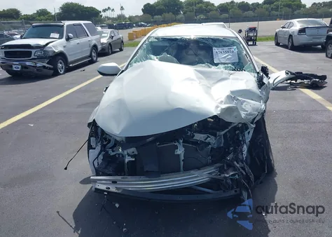 2021 Toyota Corolla Le из США, поврежденный, VIN JTDEPMAE2MJ124418